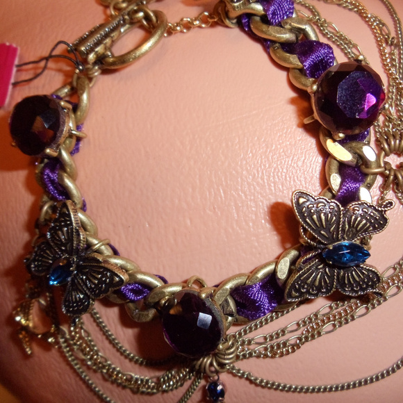 BETSEY JOHNSON BUTTERFLY CHARM BRACELET CRYSTAL rhinestone B3 vintage gypsy doll - Picture 3 of 5